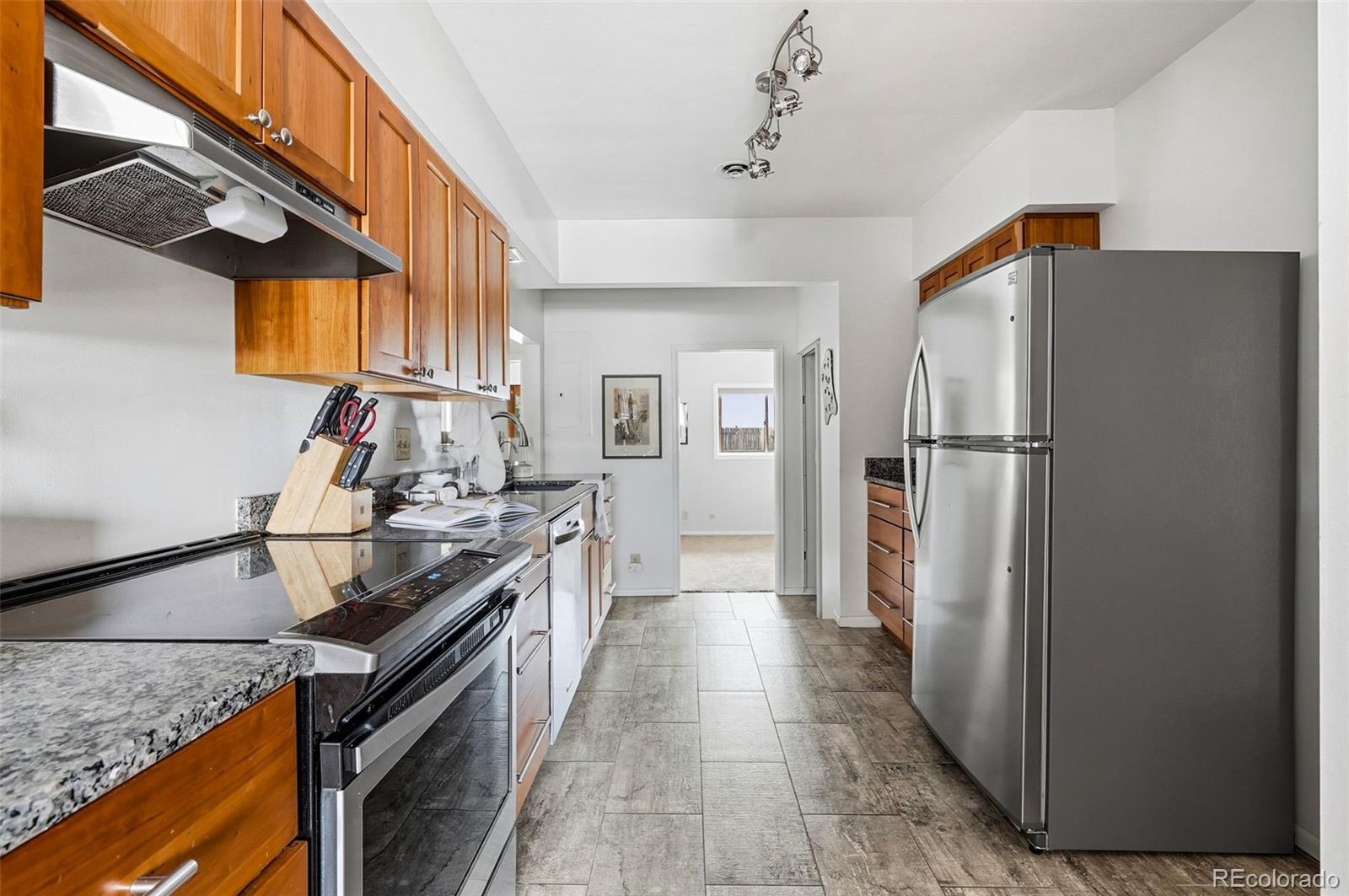 MLS Image #13 for 2921 s corona street,englewood, Colorado