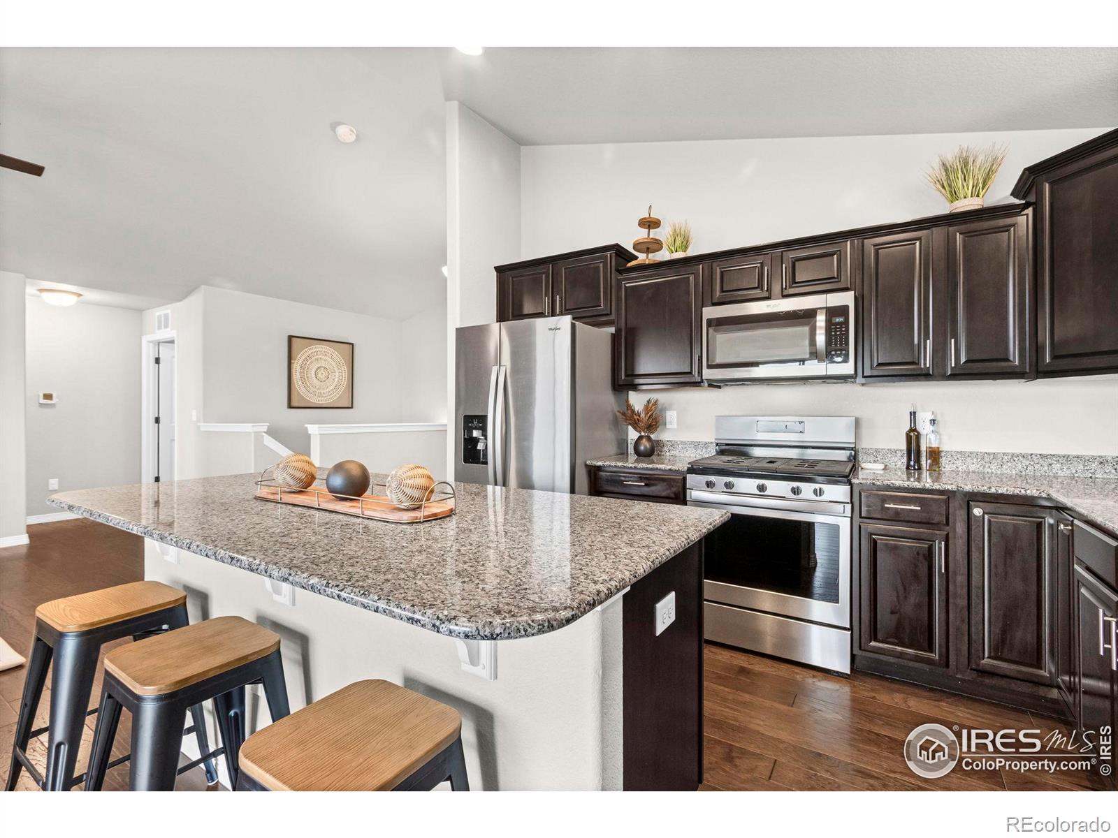 MLS Image #10 for 4560  romney lock drive,windsor, Colorado