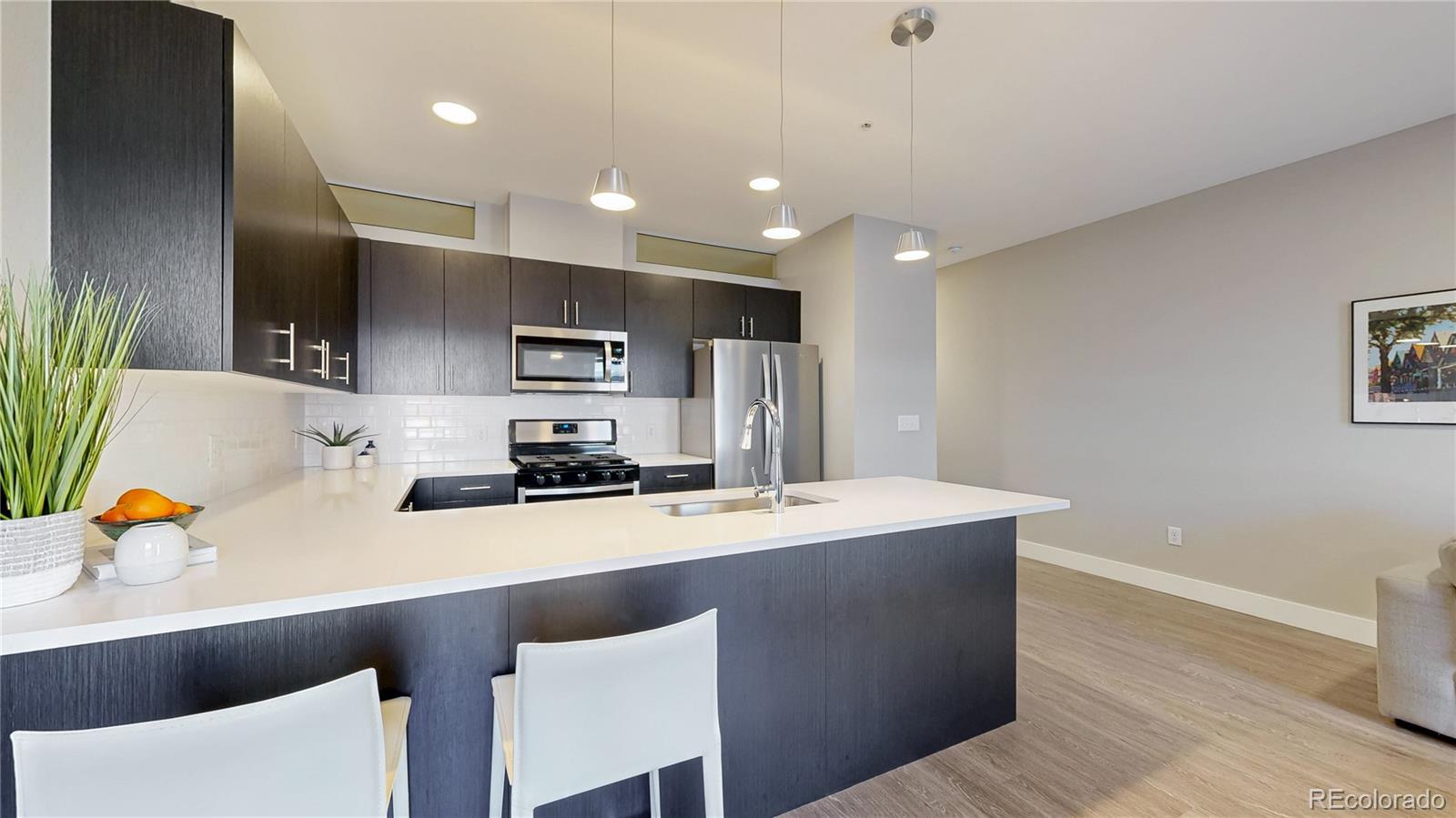 MLS Image #12 for 2374 s university boulevard 307,denver, Colorado