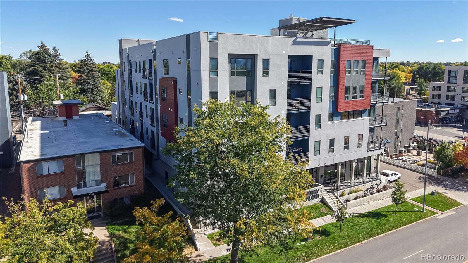 MLS Image #3 for 2374 s university boulevard 307,denver, Colorado