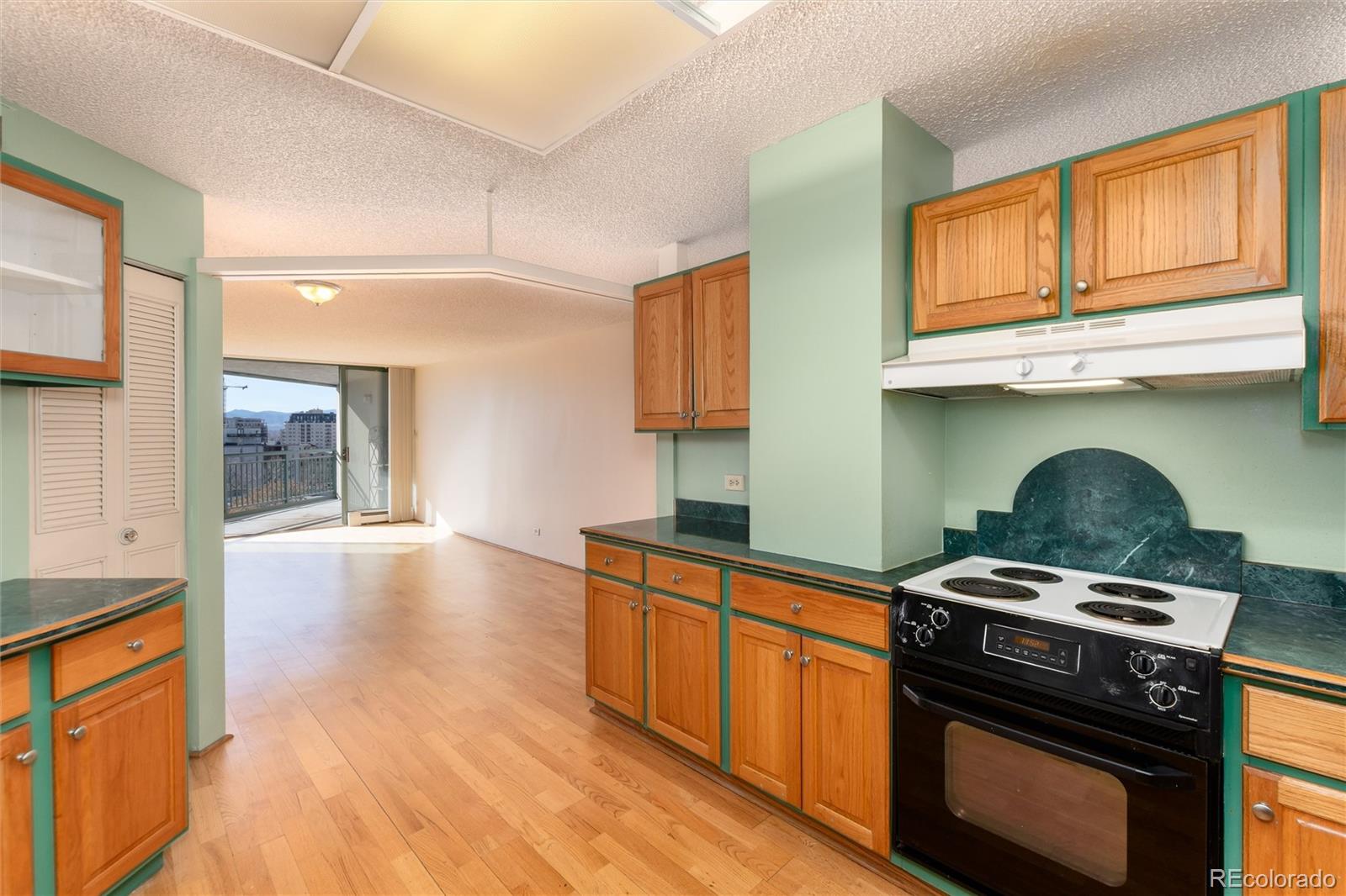 MLS Image #10 for 550 e 12th avenue 907,denver, Colorado
