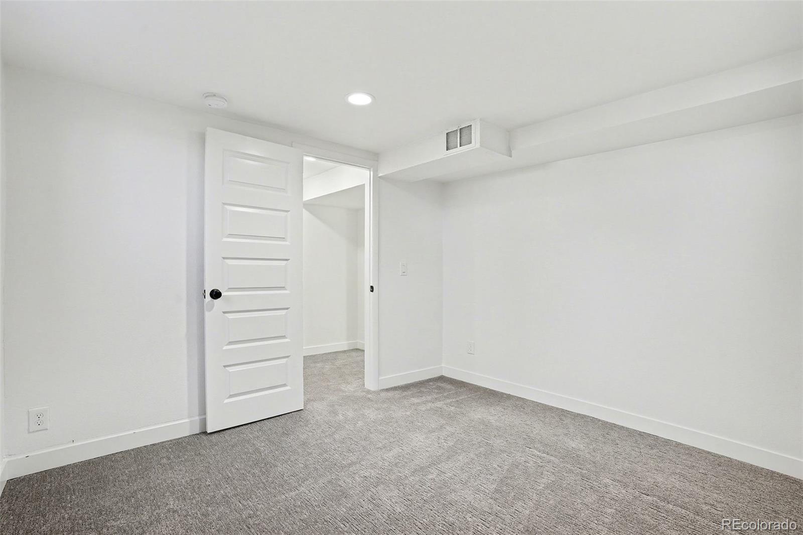 MLS Image #14 for 4925  gray street,denver, Colorado