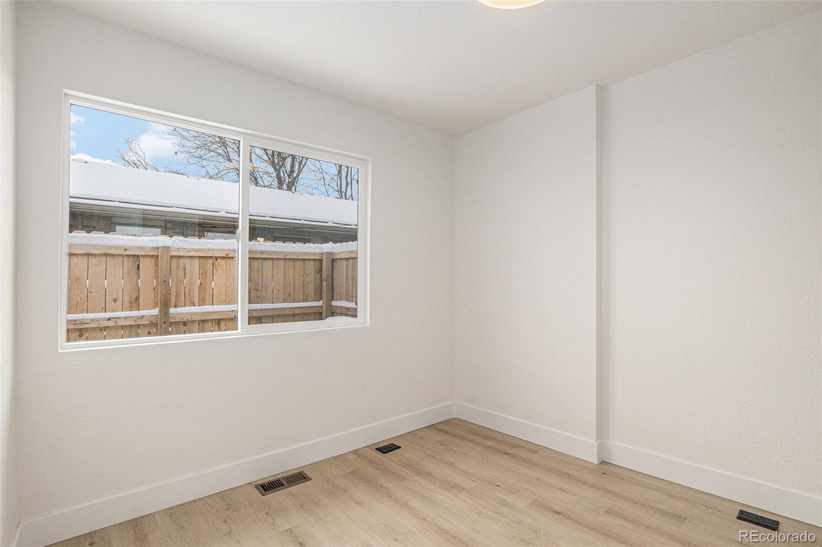 MLS Image #18 for 3211 n steele street,denver, Colorado