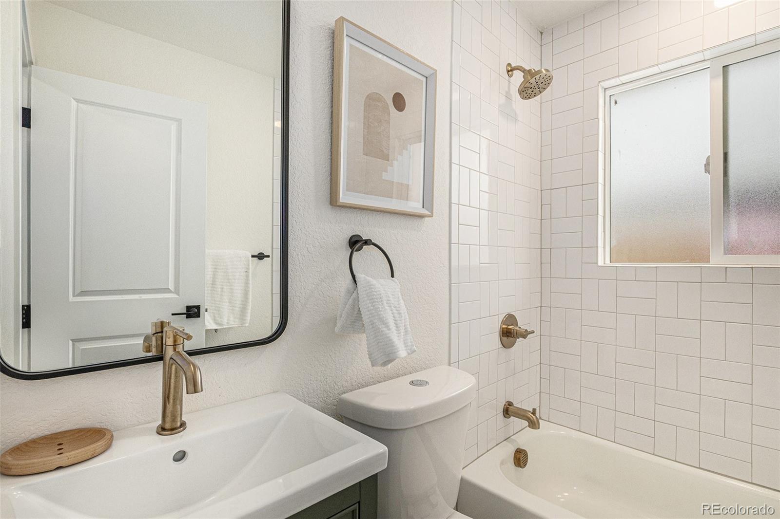 MLS Image #19 for 3211 n steele street,denver, Colorado