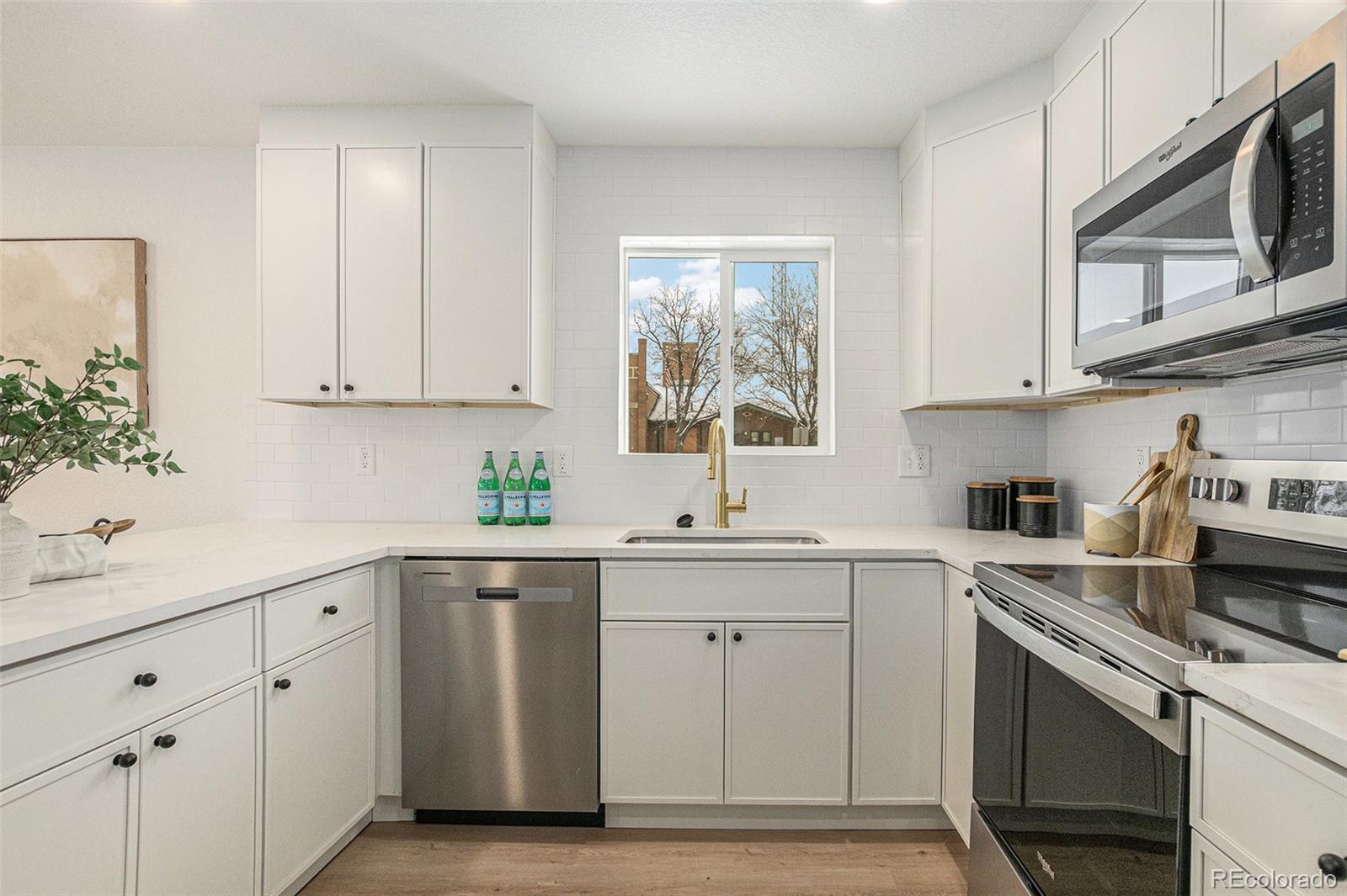 MLS Image #8 for 3211 n steele street,denver, Colorado