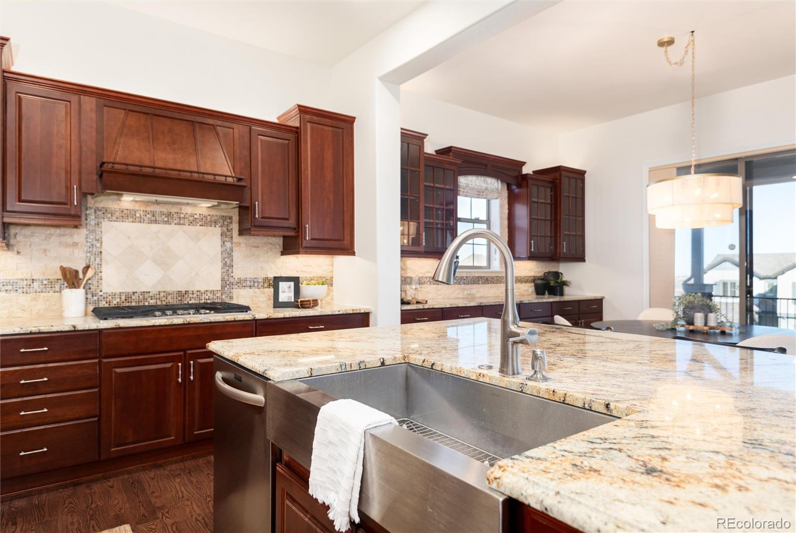 MLS Image #12 for 10698  mountaingate court,highlands ranch, Colorado