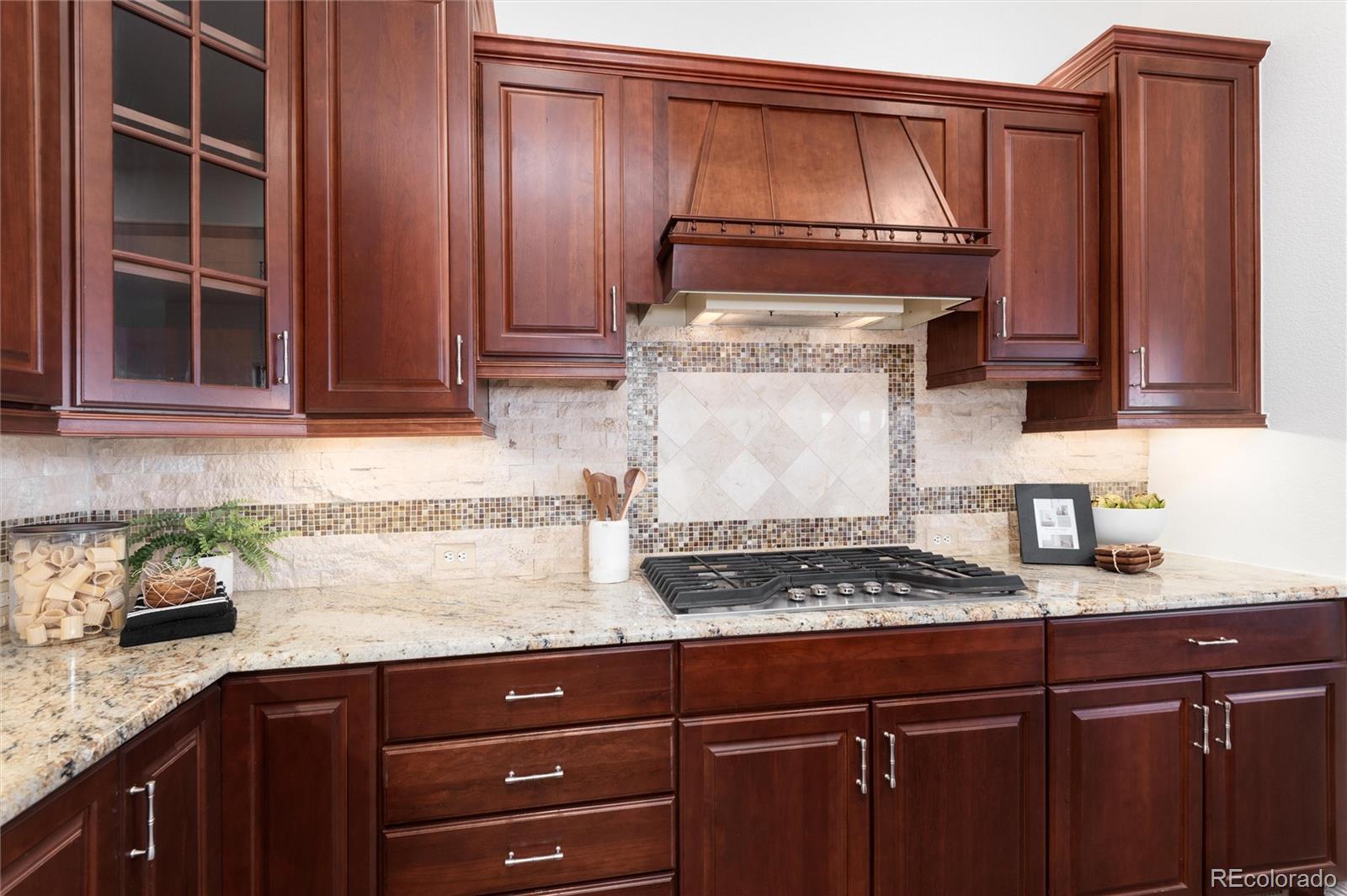 MLS Image #14 for 10698  mountaingate court,highlands ranch, Colorado