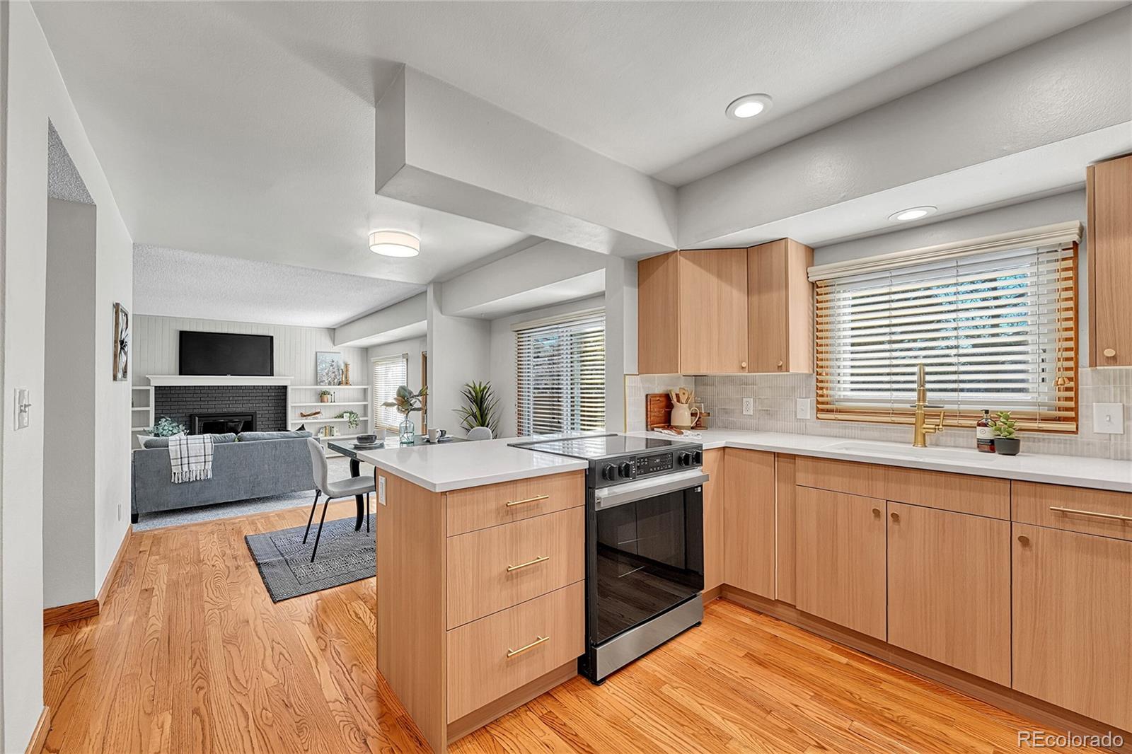 MLS Image #10 for 16672 e prentice circle,centennial, Colorado