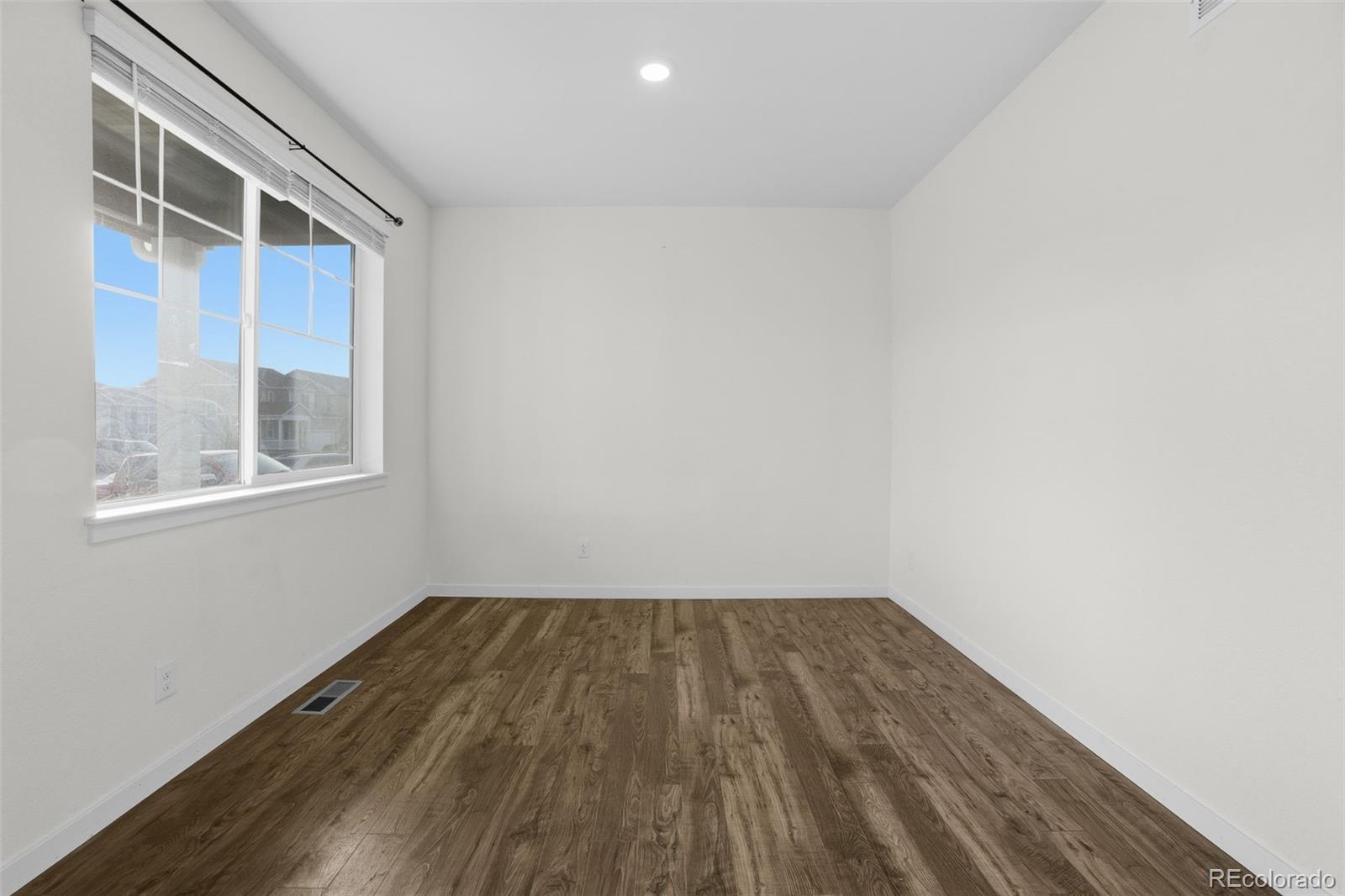 MLS Image #5 for 2417  mountain sky drive,fort lupton, Colorado