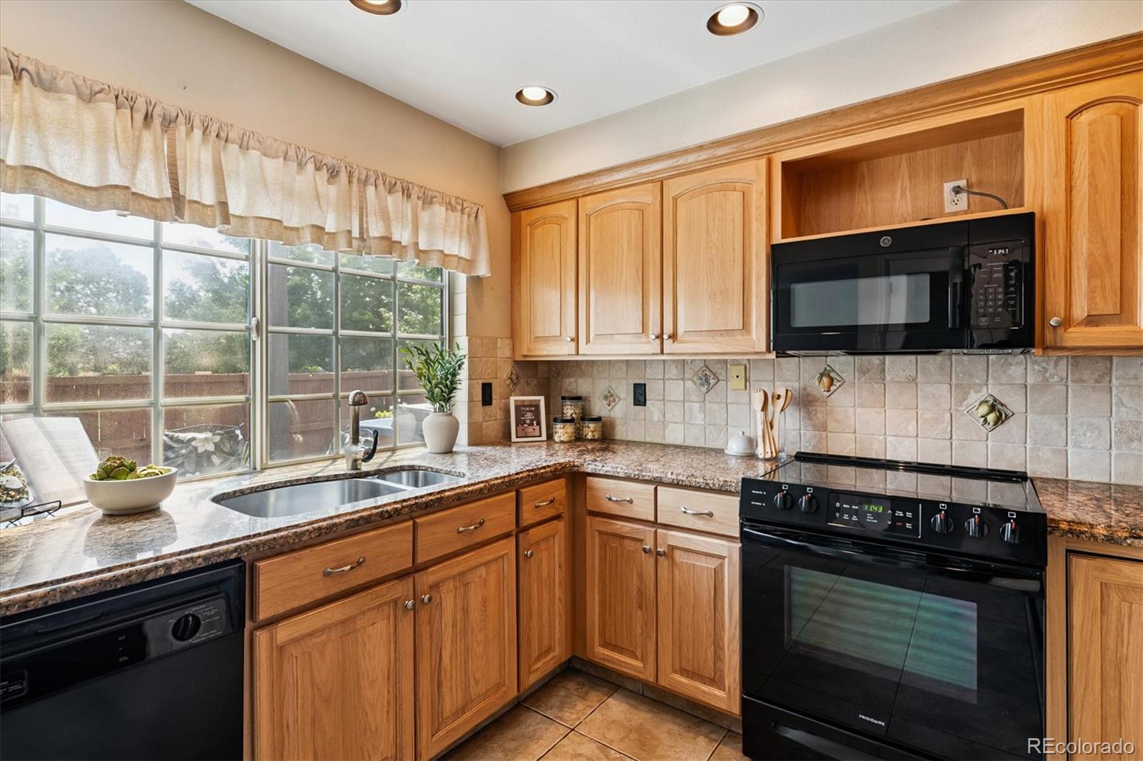 MLS Image #13 for 7976 e phillips circle ,centennial, Colorado