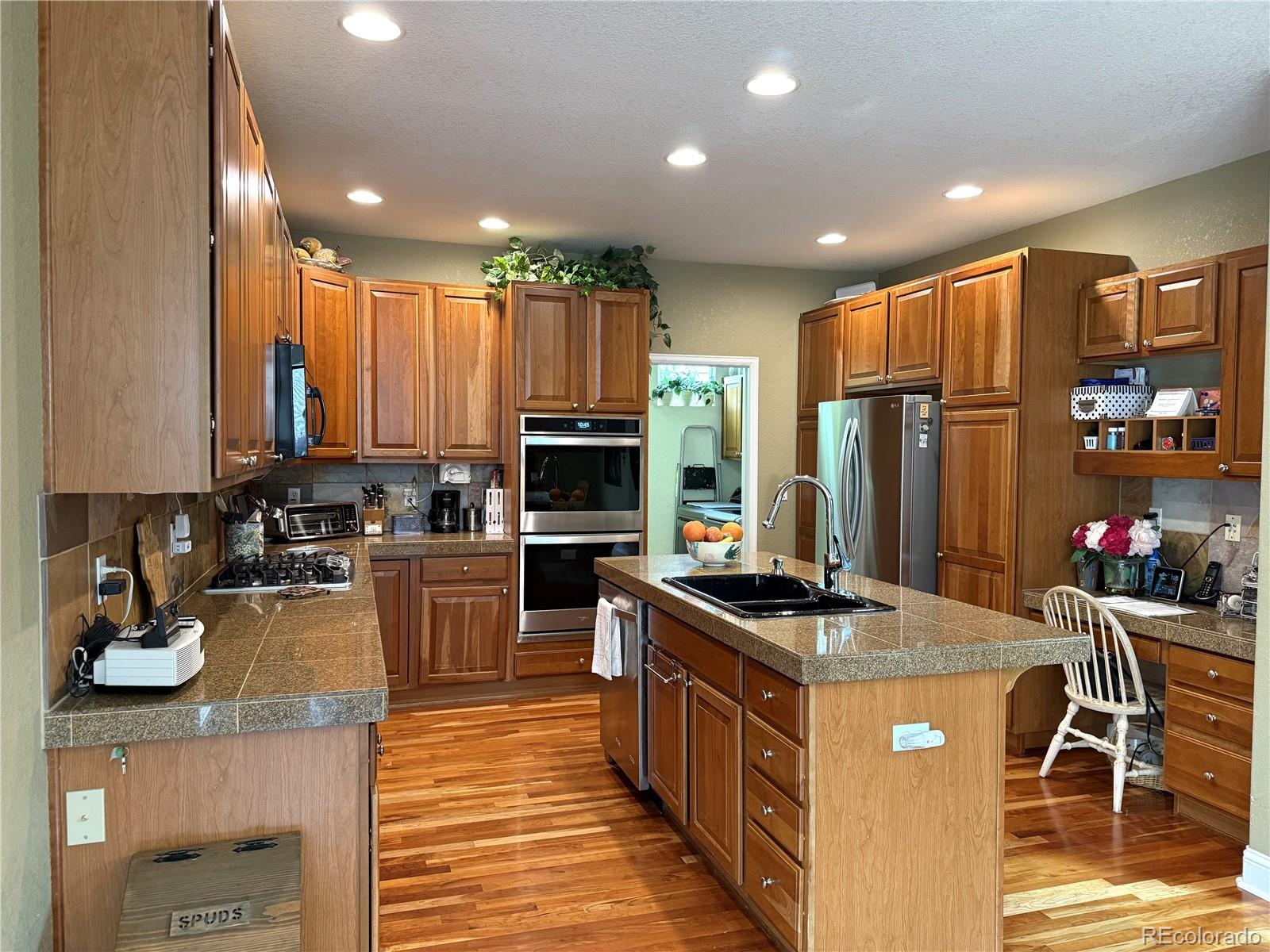MLS Image #11 for 11387 s blackthorn court,parker, Colorado
