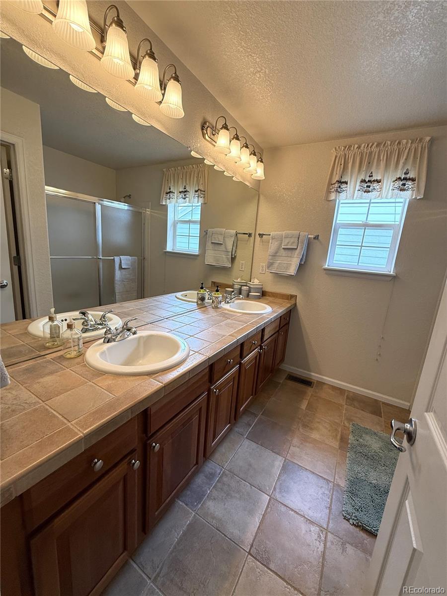 MLS Image #17 for 11387 s blackthorn court,parker, Colorado