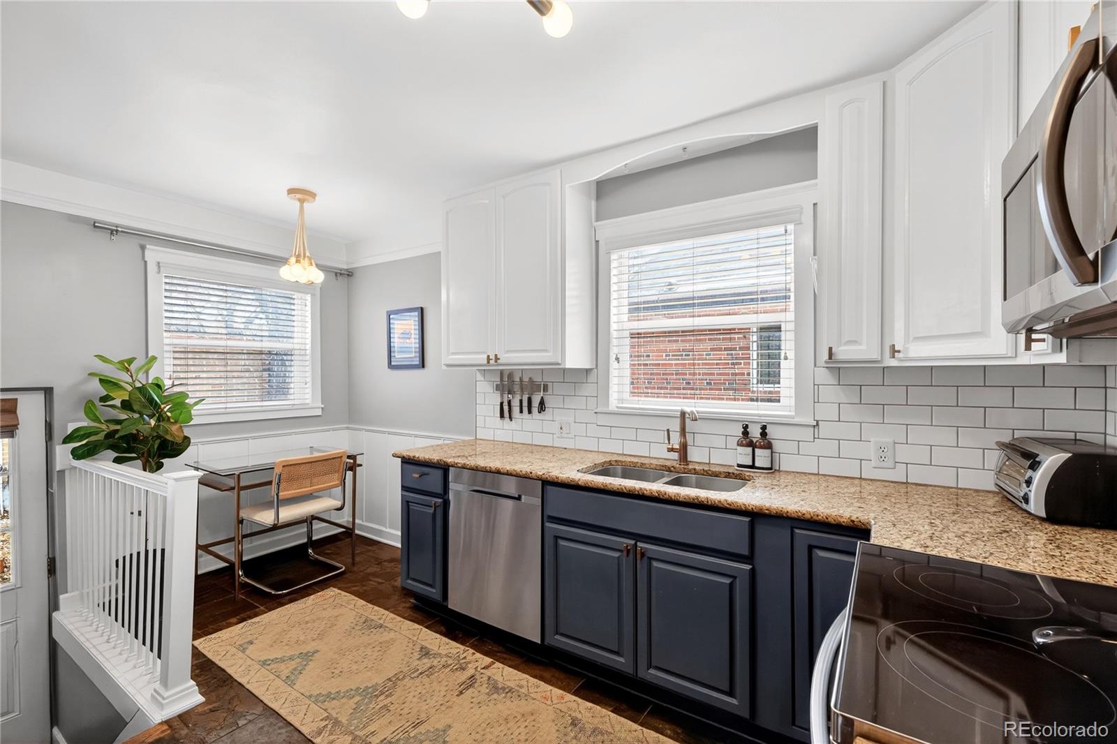 MLS Image #16 for 1530  hudson street,denver, Colorado