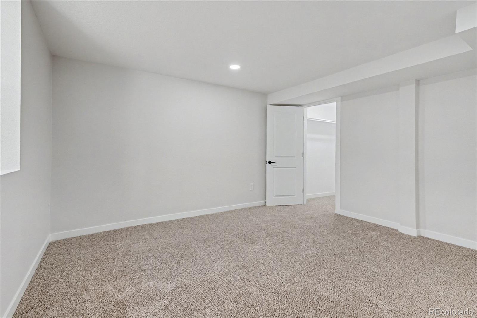 MLS Image #31 for 5455 s knox court,littleton, Colorado