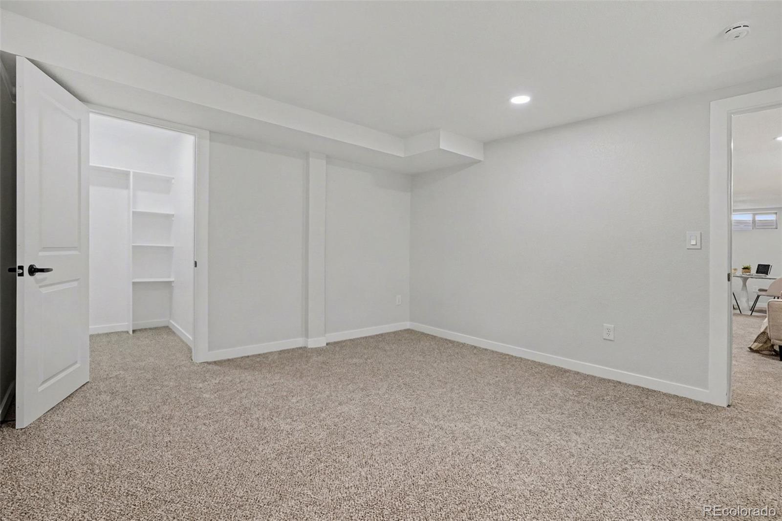 MLS Image #32 for 5455 s knox court,littleton, Colorado
