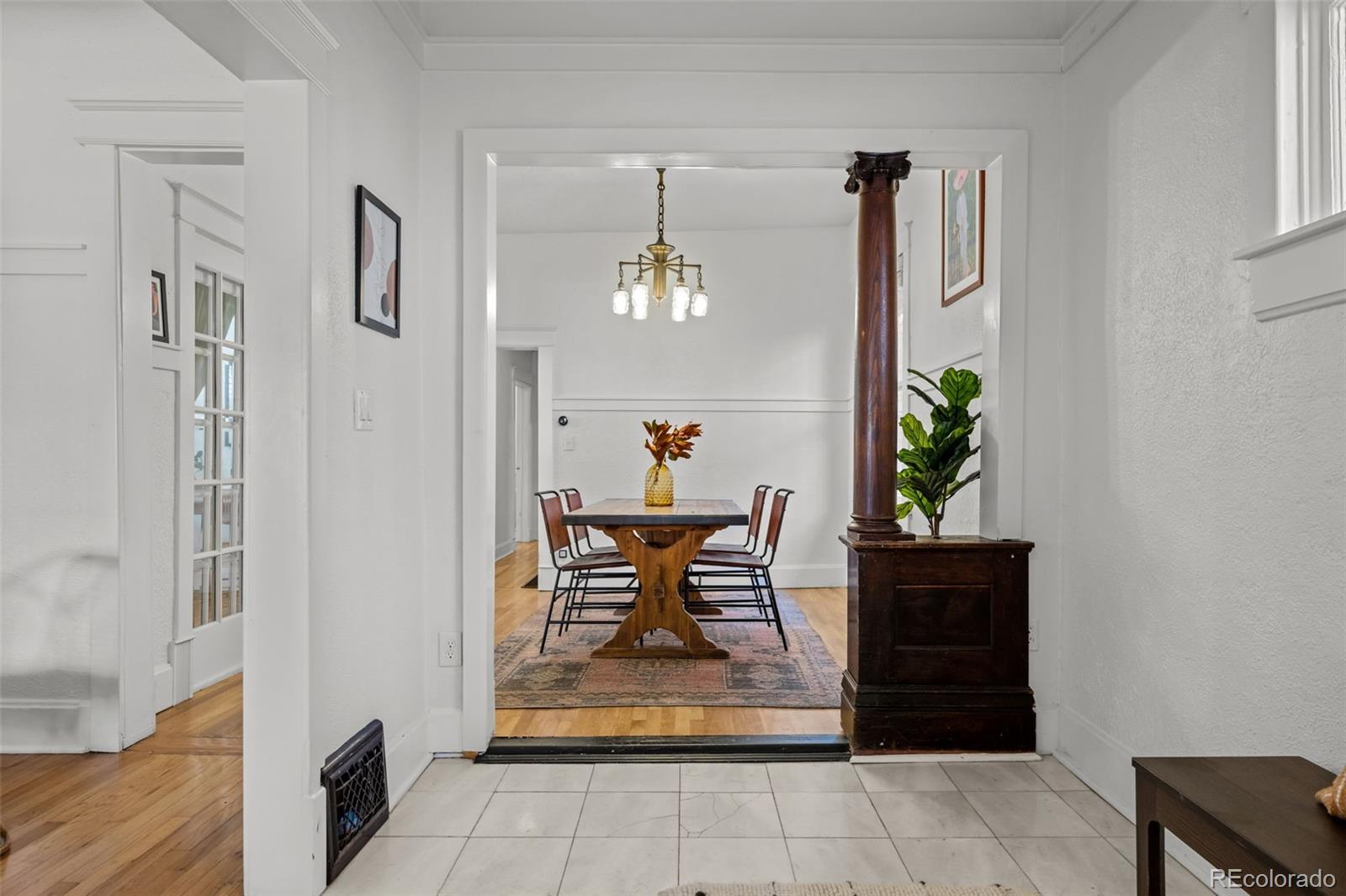 MLS Image #4 for 2922  welton street,denver, Colorado