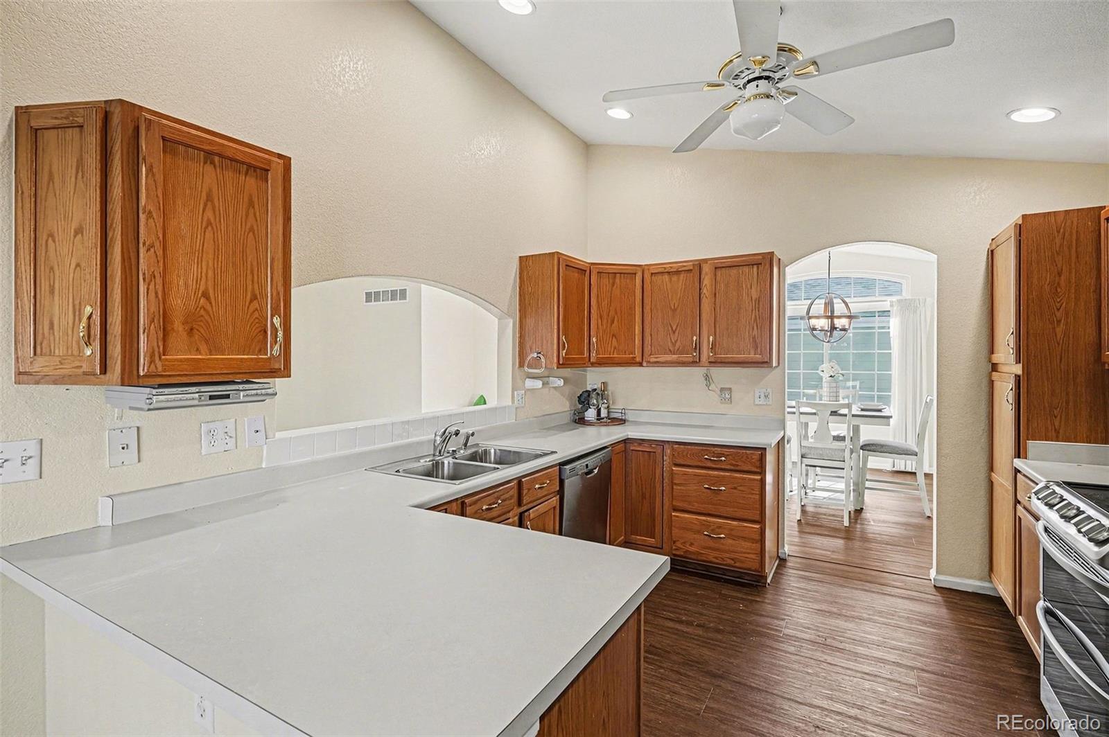 MLS Image #11 for 10732 w dumbarton circle,littleton, Colorado
