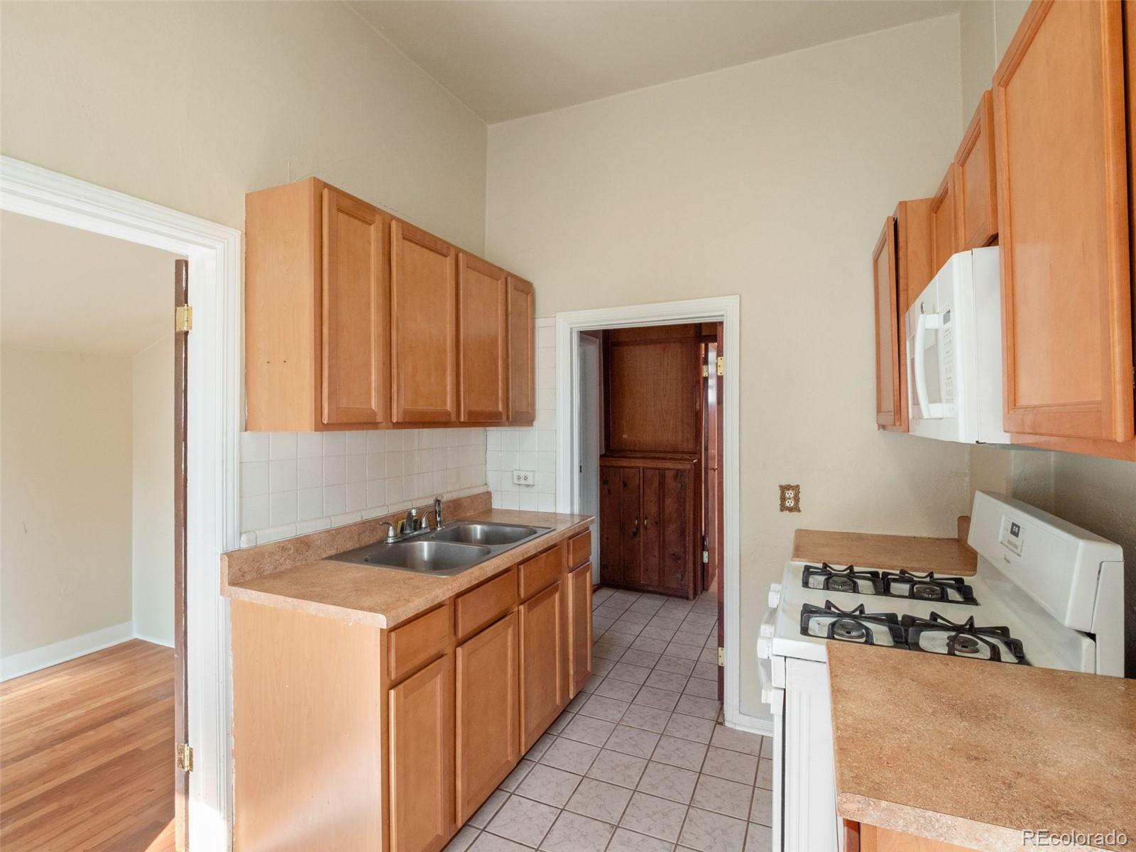 MLS Image #9 for 949  lowell boulevard,denver, Colorado
