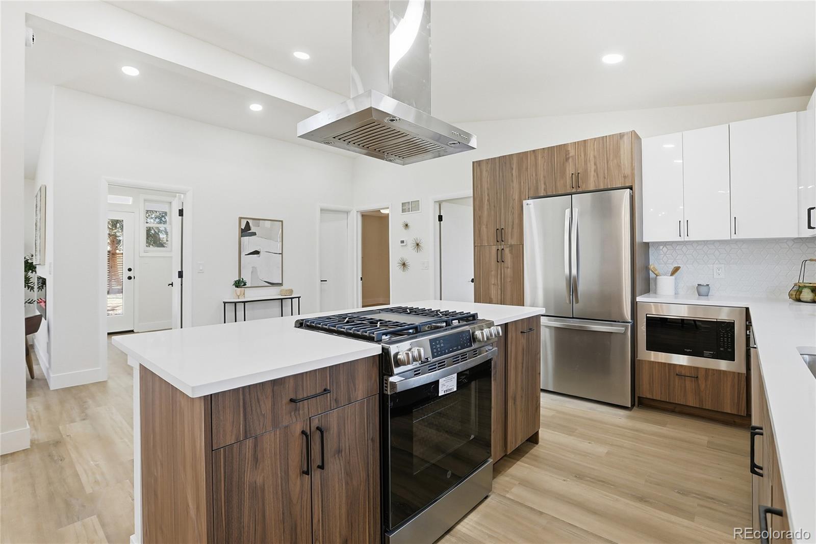 MLS Image #10 for 2005 s utica street,denver, Colorado