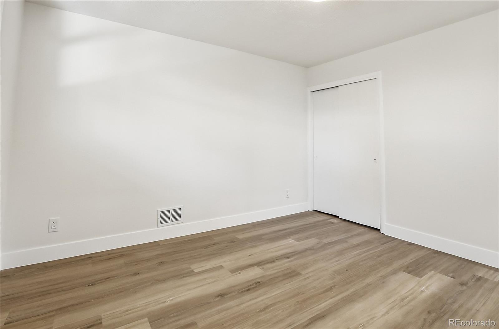 MLS Image #25 for 2005 s utica street,denver, Colorado