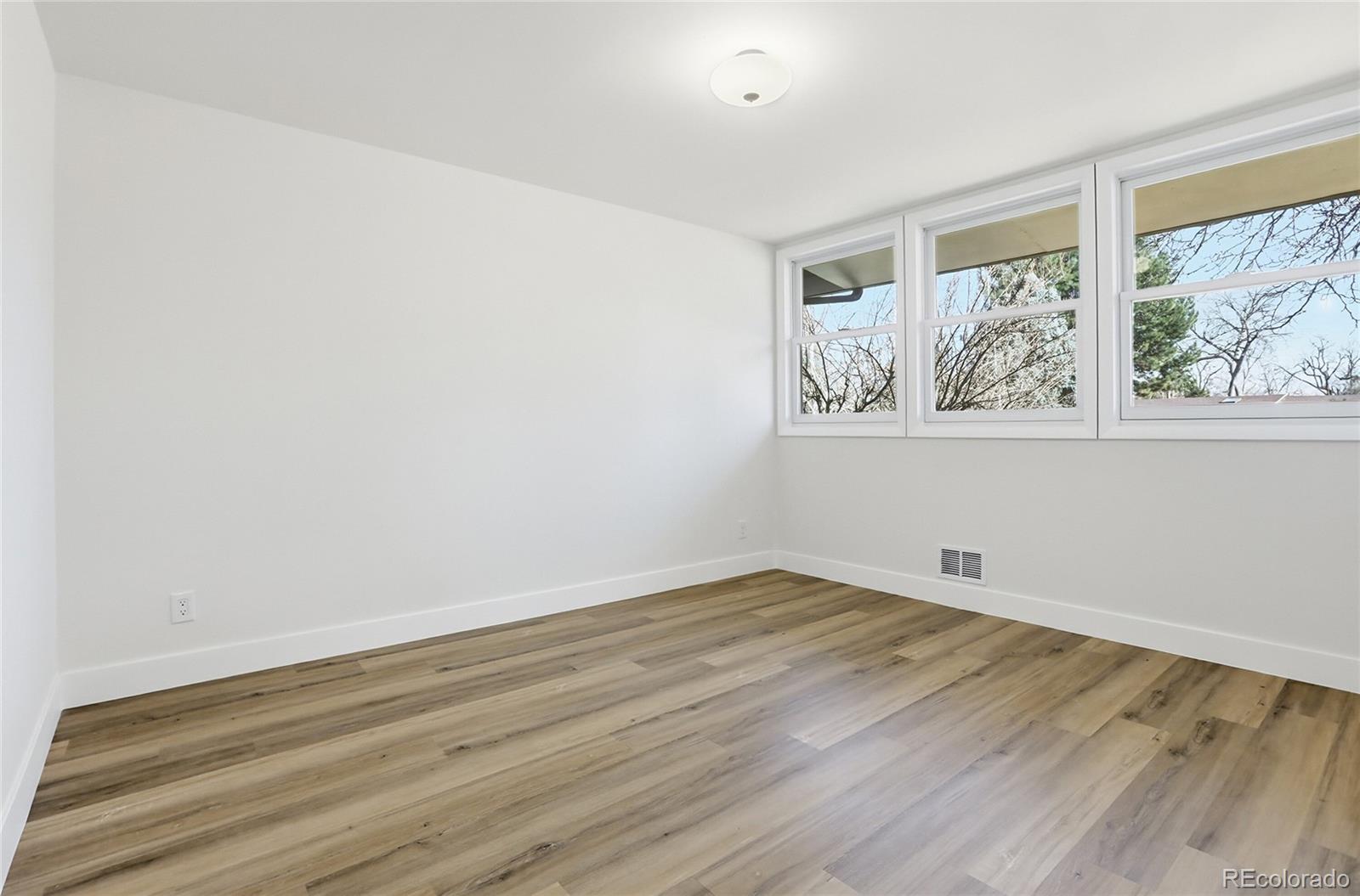 MLS Image #26 for 2005 s utica street,denver, Colorado