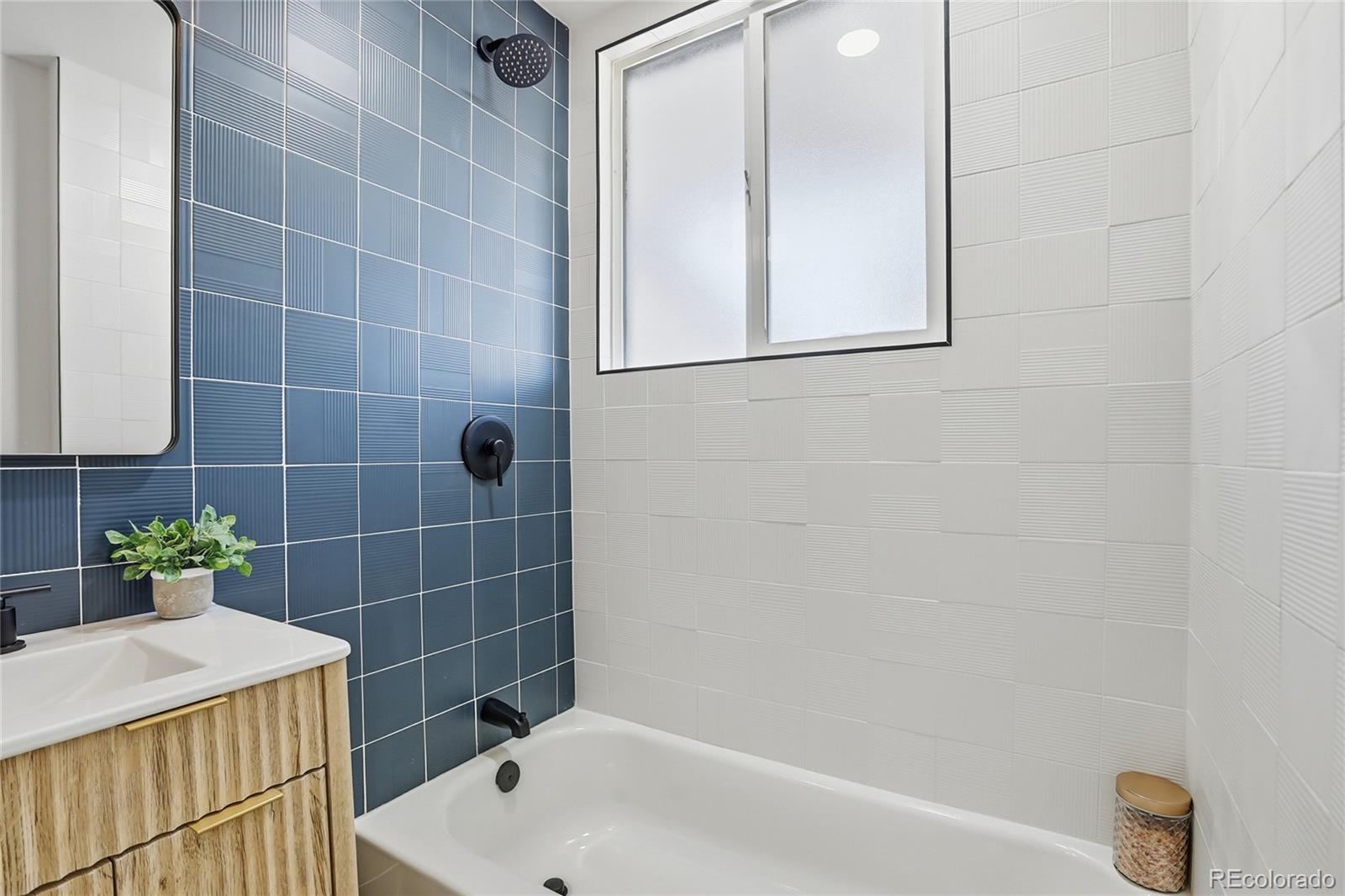 MLS Image #31 for 2005 s utica street,denver, Colorado