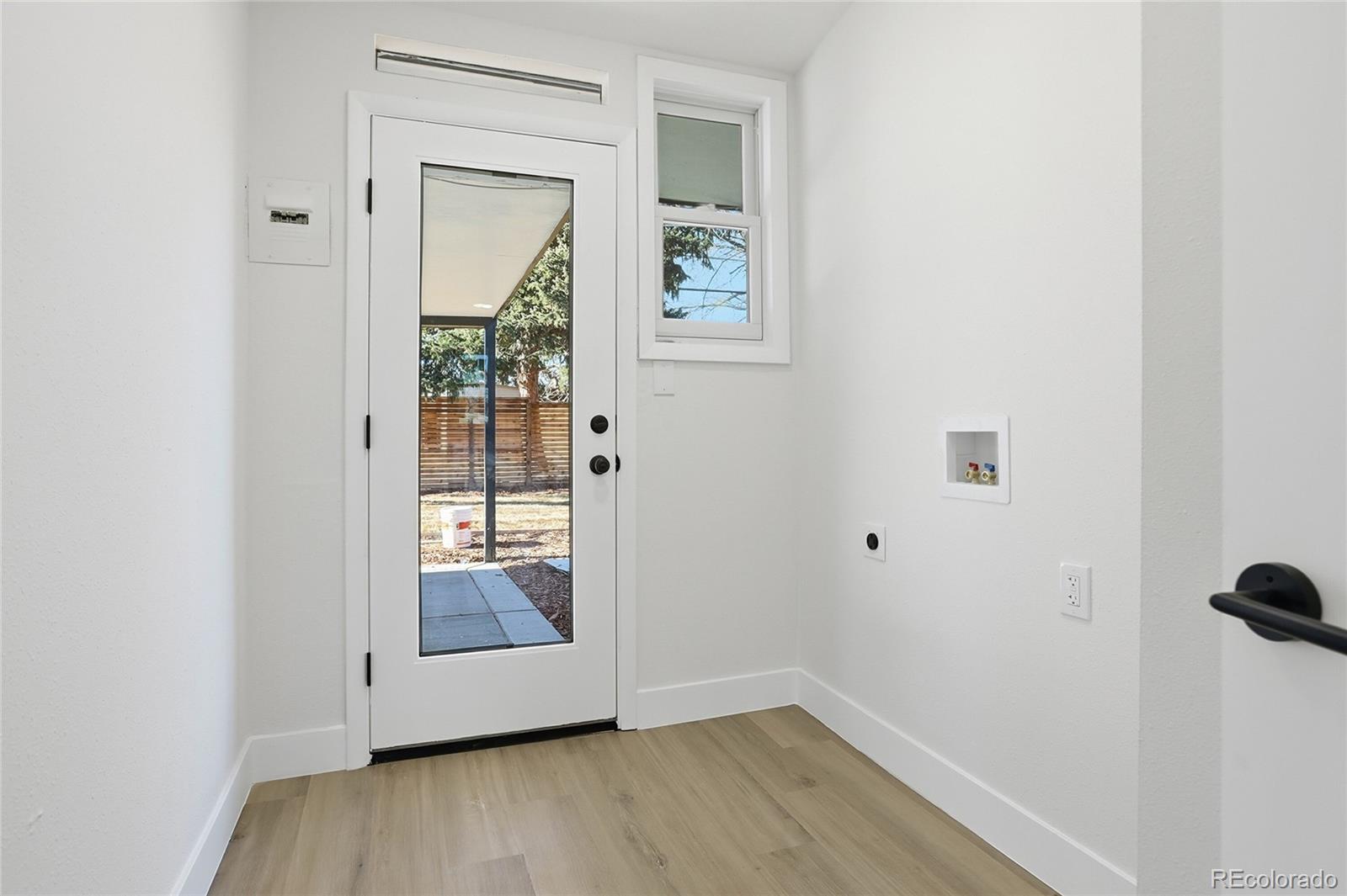 MLS Image #33 for 2005 s utica street,denver, Colorado