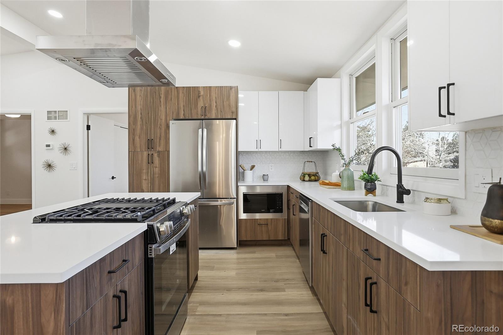 MLS Image #9 for 2005 s utica street,denver, Colorado