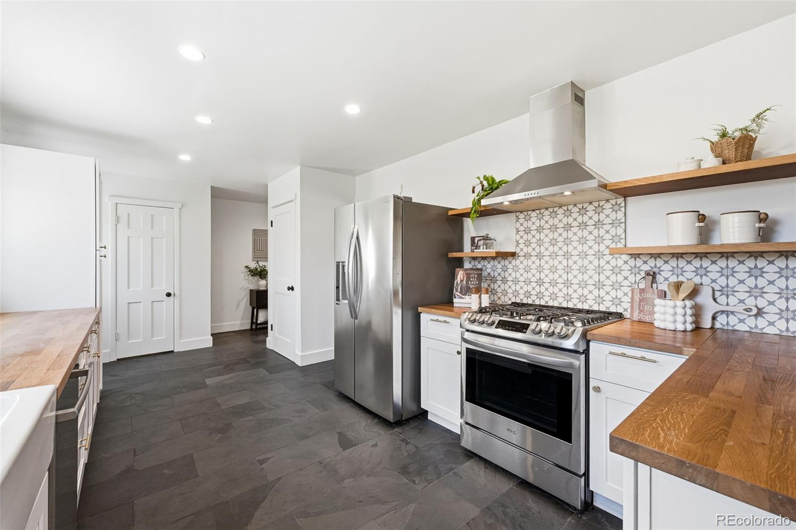 MLS Image #13 for 6645 s race circle,centennial, Colorado