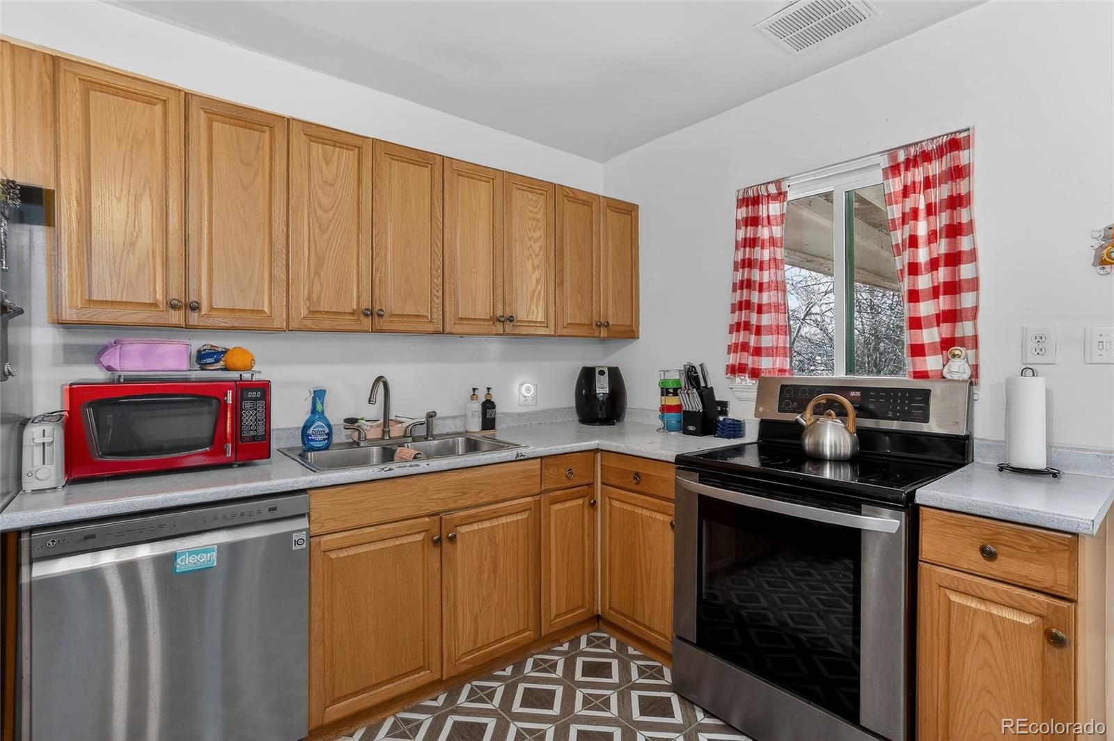 MLS Image #10 for 721  revere street,aurora, Colorado