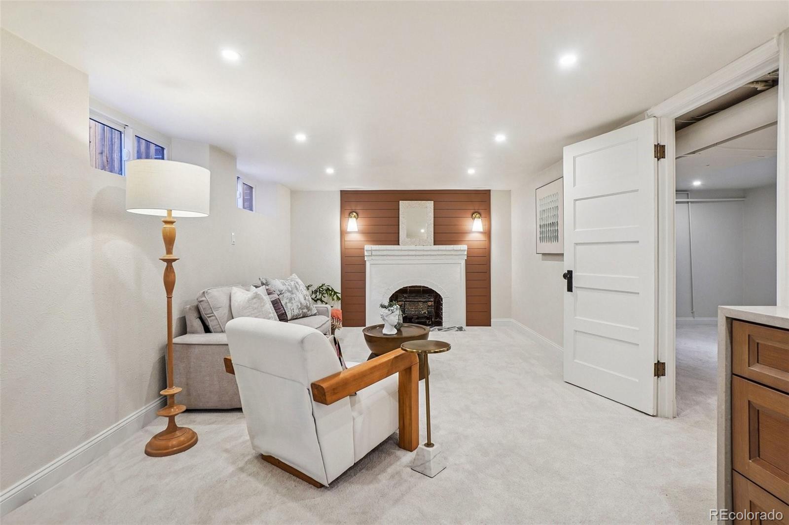 MLS Image #28 for 2038 s logan street,denver, Colorado