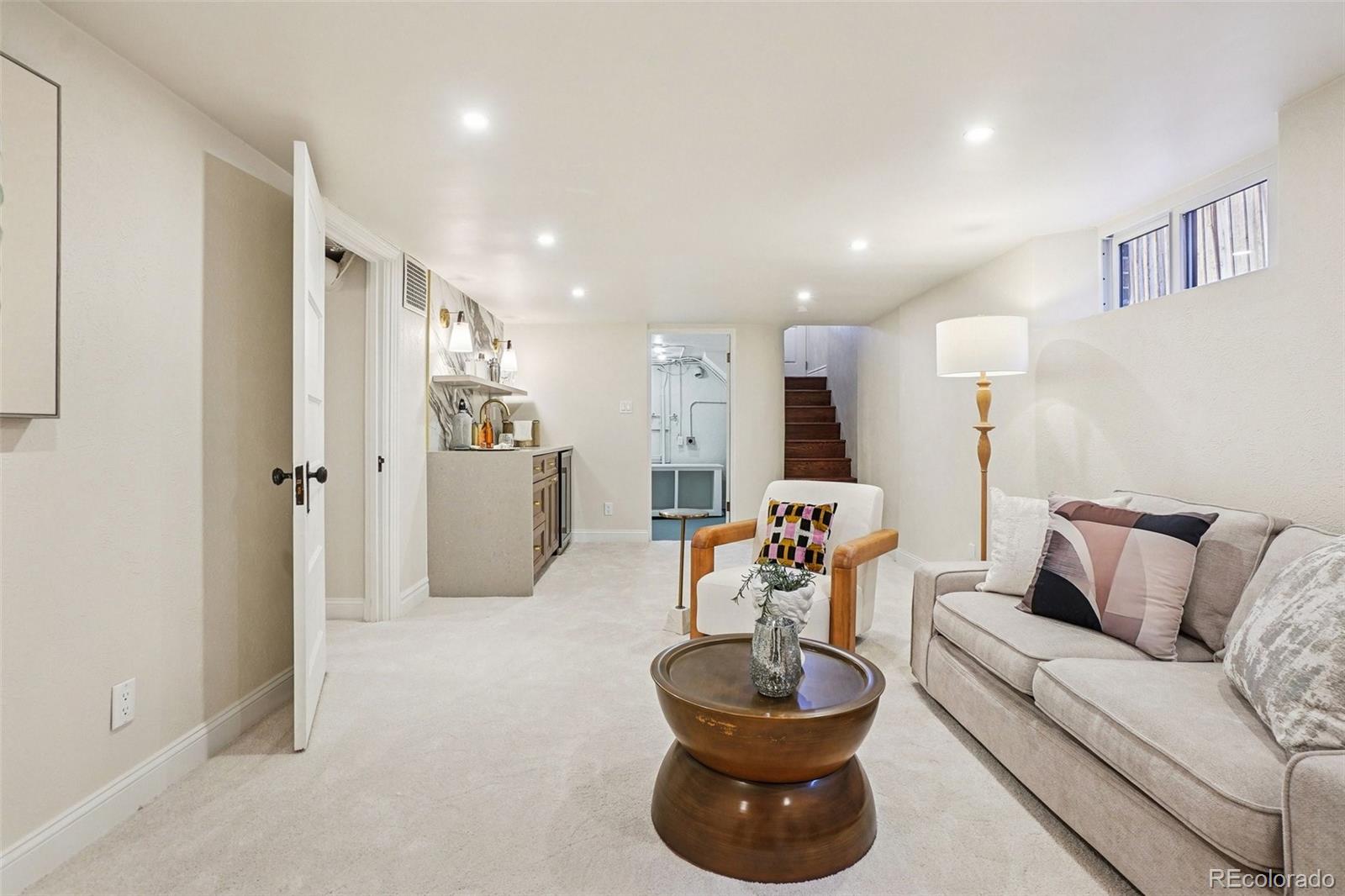 MLS Image #31 for 2038 s logan street,denver, Colorado