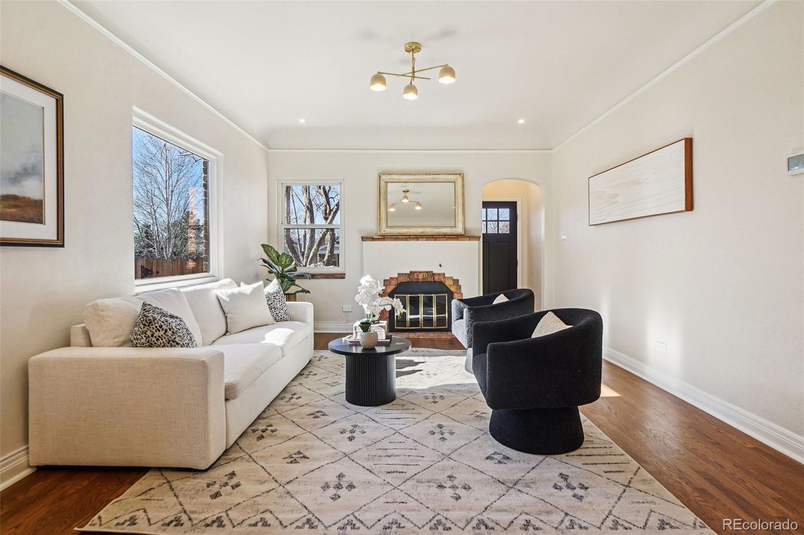 MLS Image #9 for 2038 s logan street,denver, Colorado