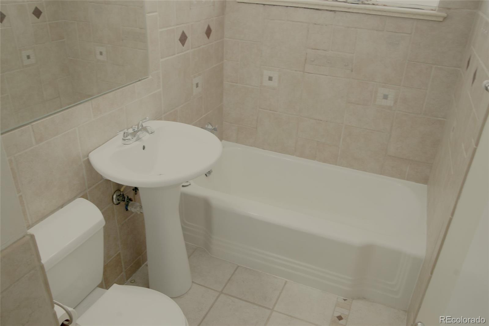 MLS Image #12 for 1373 s wyandot street,denver, Colorado