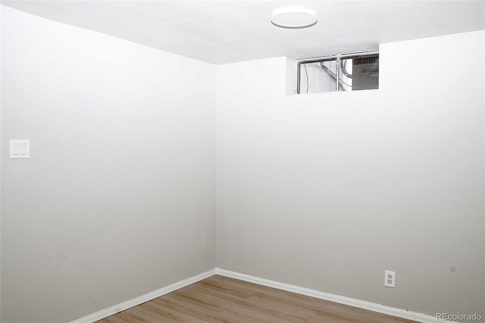 MLS Image #18 for 1373 s wyandot street,denver, Colorado