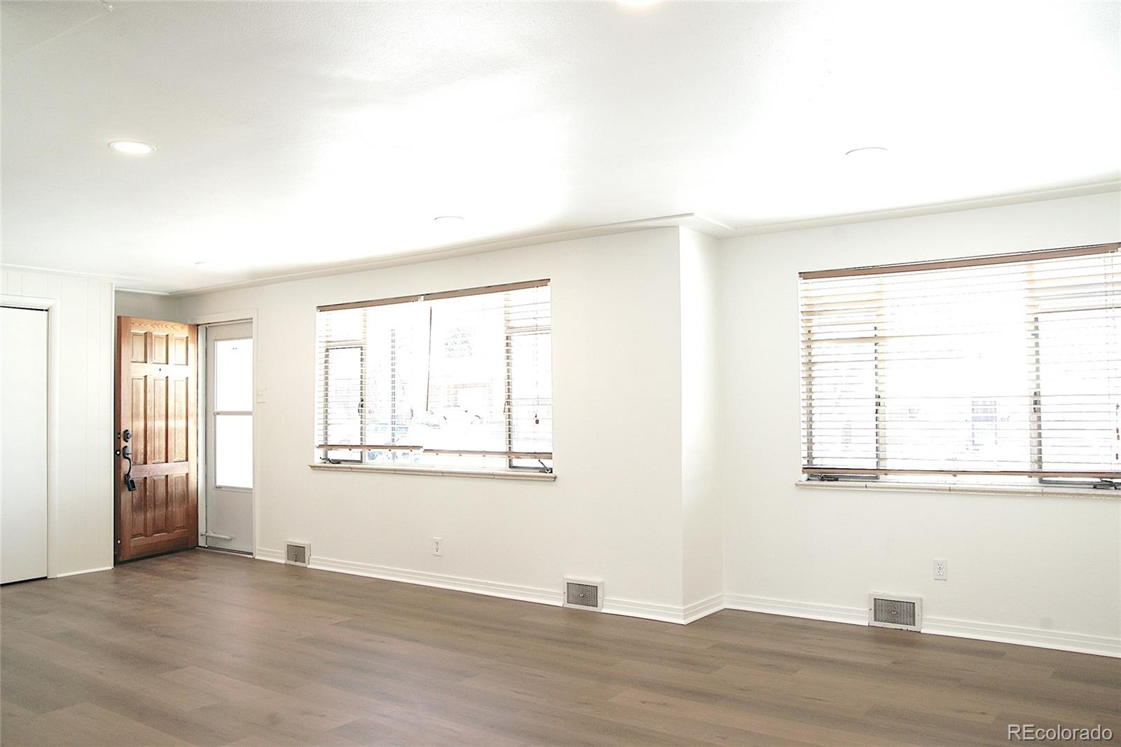 MLS Image #4 for 1373 s wyandot street,denver, Colorado