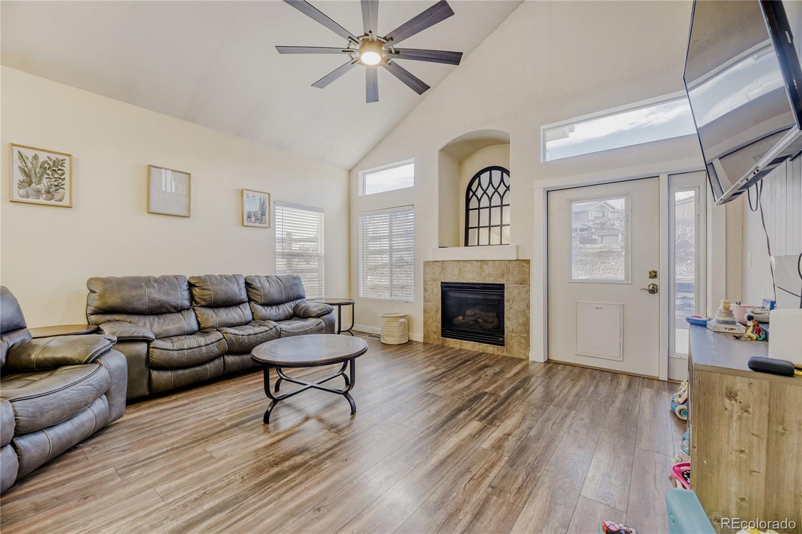 MLS Image #4 for 10682  joplin street,commerce city, Colorado