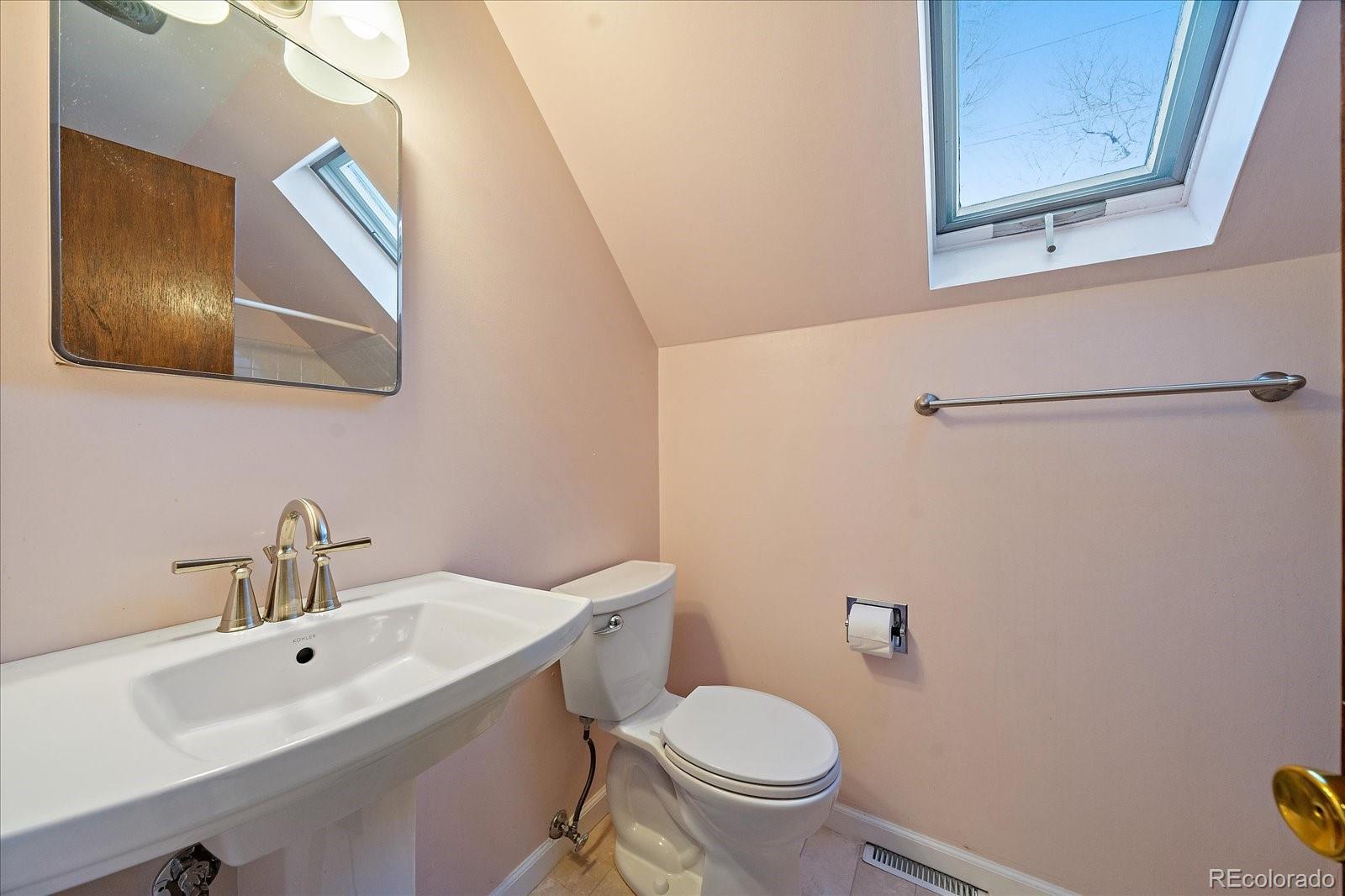 MLS Image #24 for 1905 s kearney way,denver, Colorado