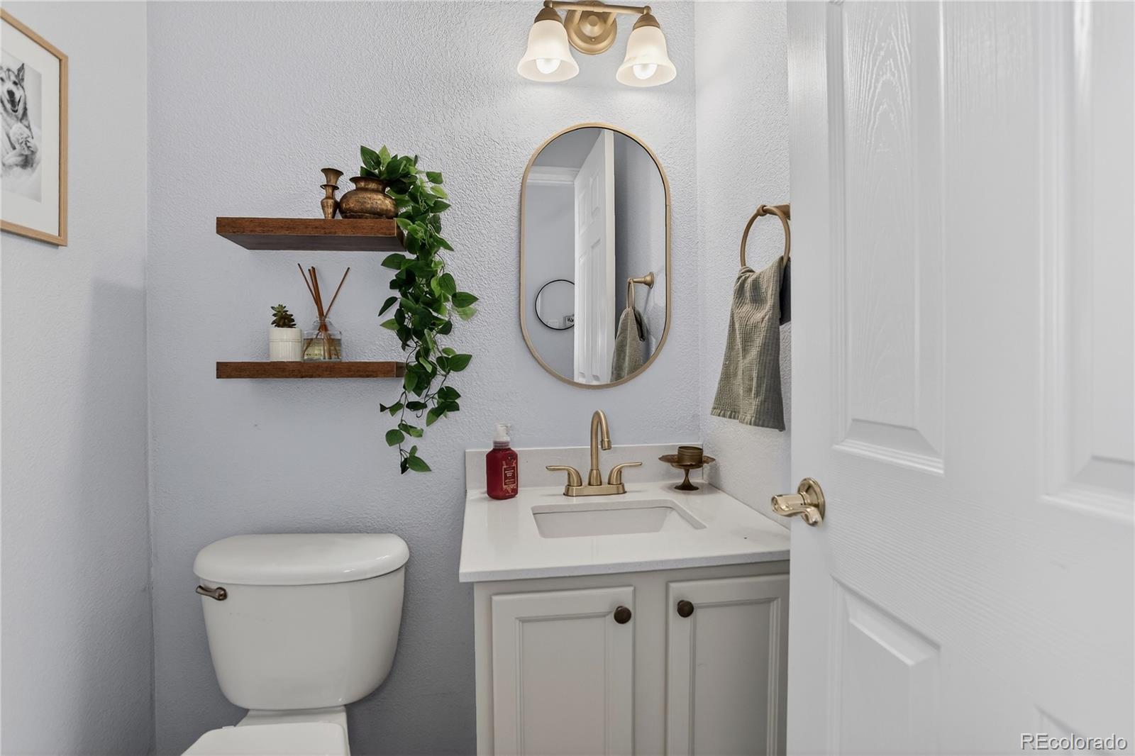 MLS Image #10 for 2422 s genoa way,aurora, Colorado