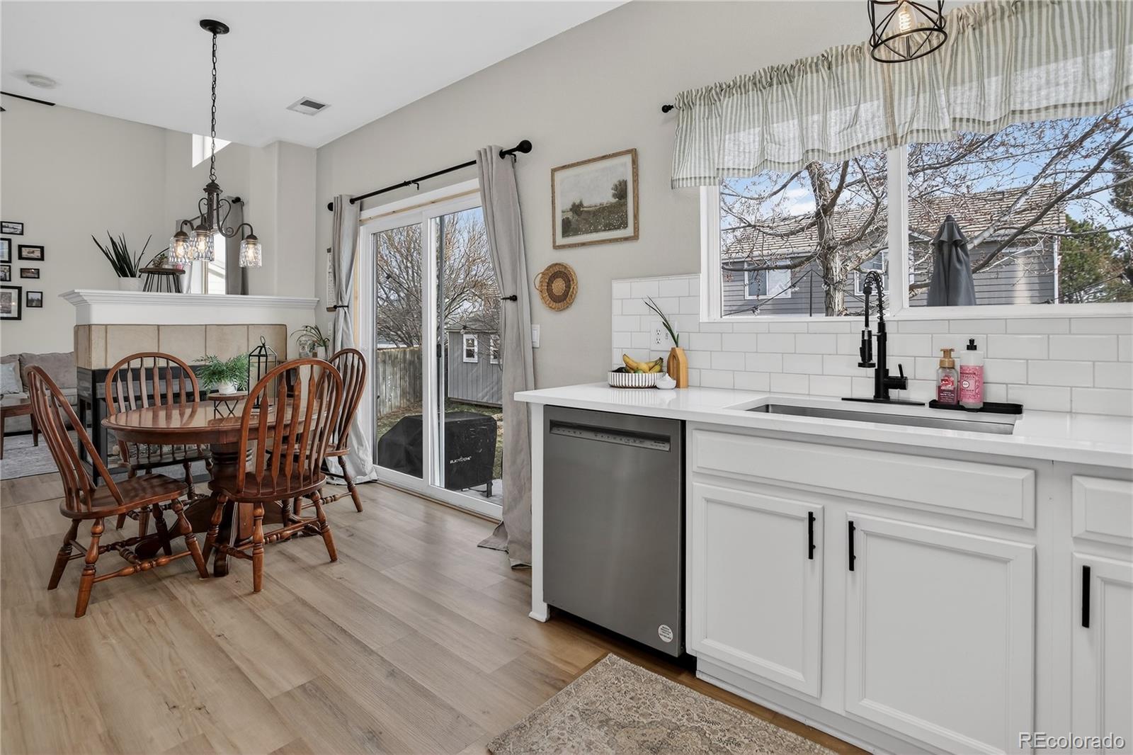 MLS Image #7 for 2422 s genoa way,aurora, Colorado