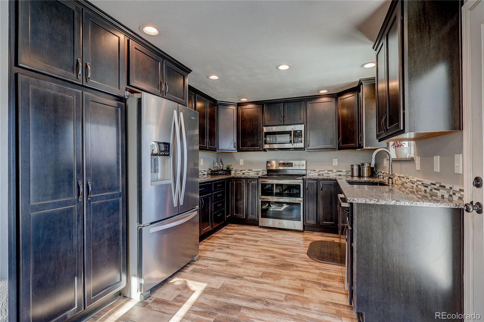 MLS Image #5 for 6862 s zephyr street,littleton, Colorado