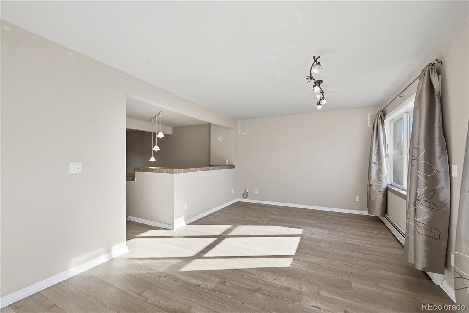 MLS Image #12 for 4599 w 36th place 6,denver, Colorado