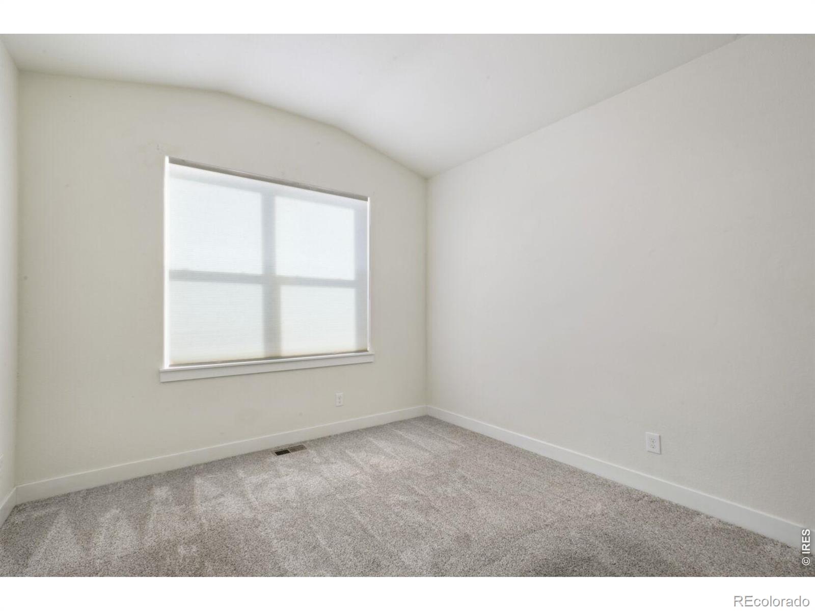 MLS Image #16 for 2078  vineyard drive,windsor, Colorado
