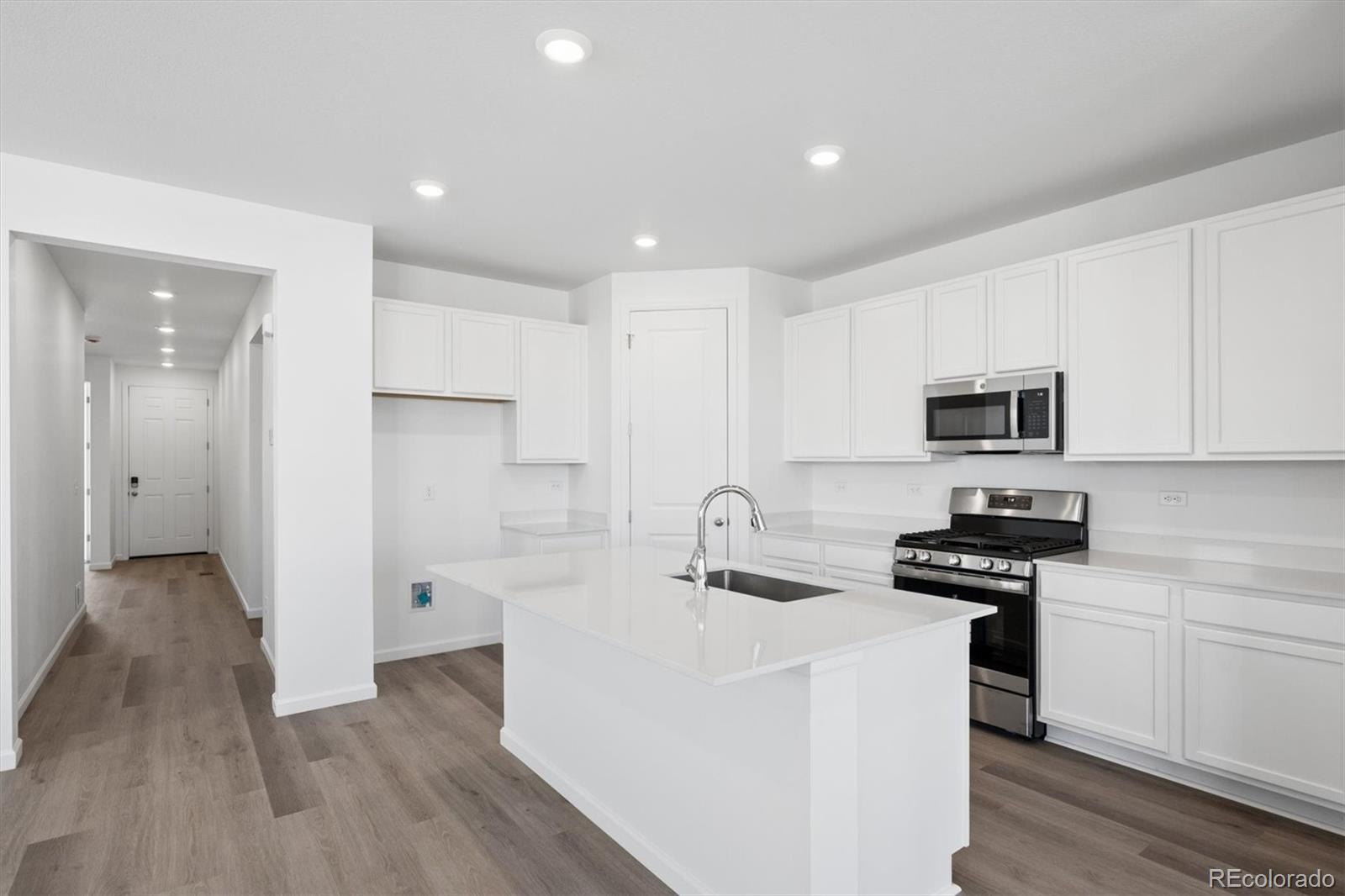 MLS Image #10 for 4337  elkwood court,johnstown, Colorado