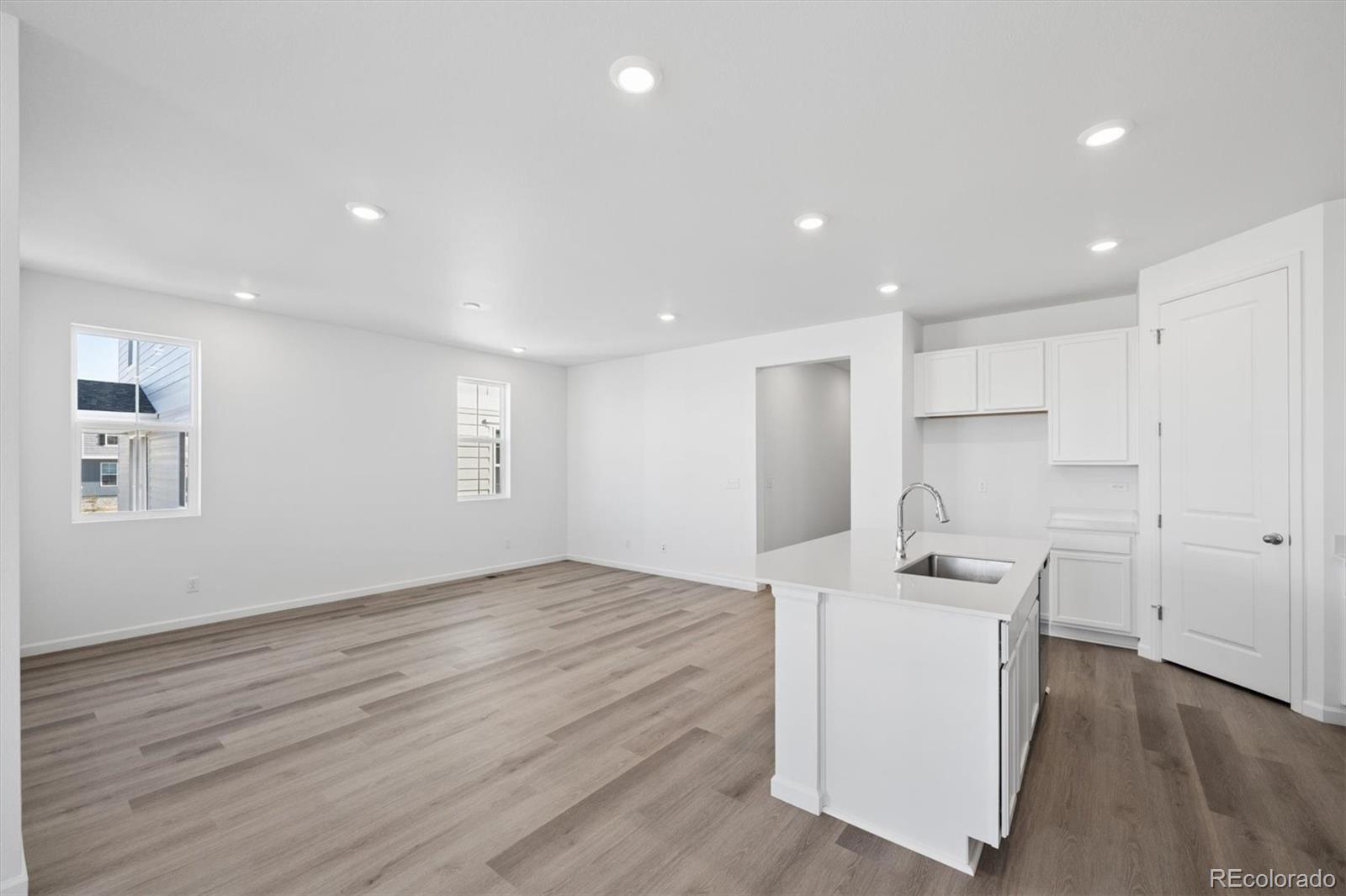 MLS Image #13 for 4337  elkwood court,johnstown, Colorado