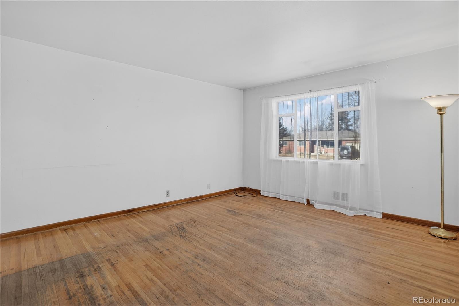 MLS Image #6 for 5442 e colorado avenue,denver, Colorado