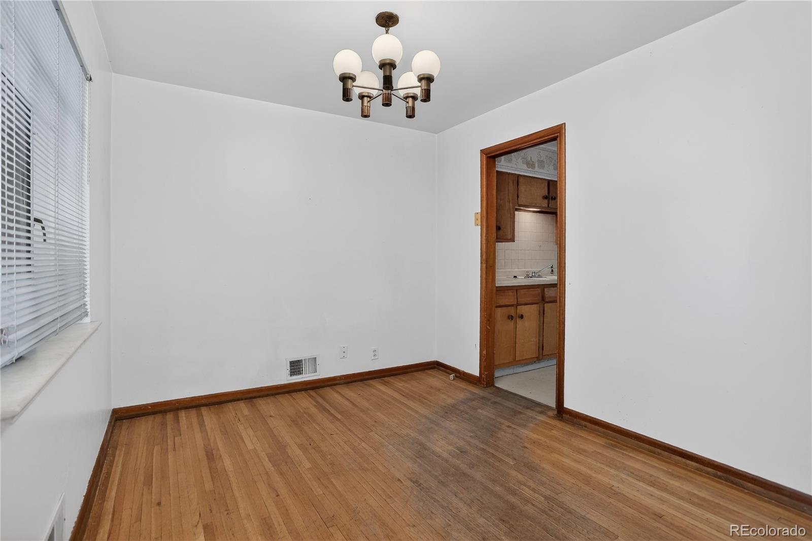 MLS Image #9 for 5442 e colorado avenue,denver, Colorado