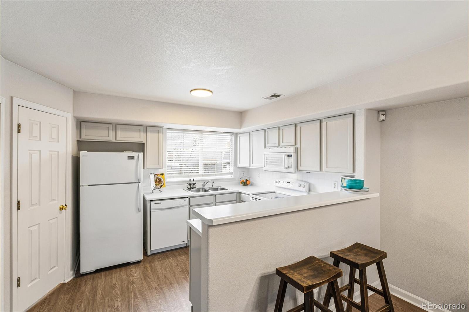 MLS Image #6 for 8199  welby road 4107,denver, Colorado