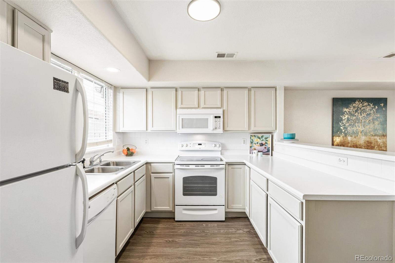 MLS Image #8 for 8199  welby road 4107,denver, Colorado