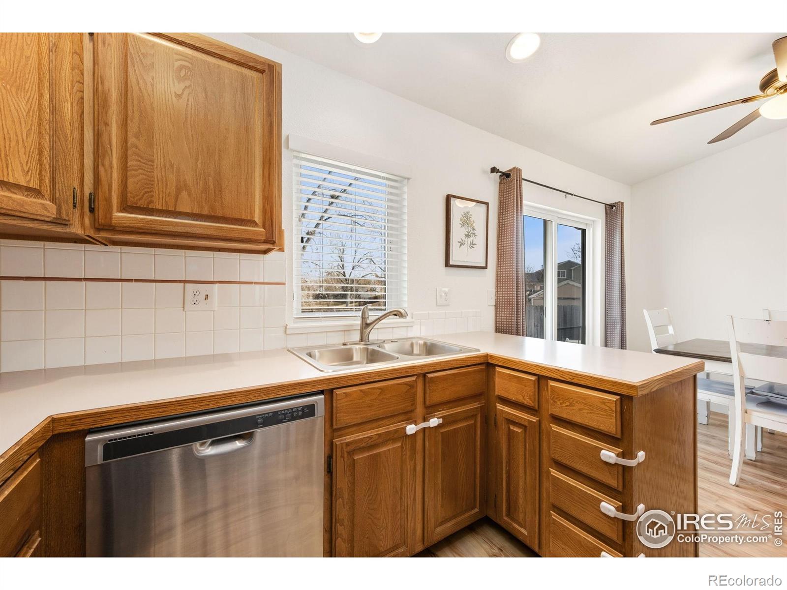 MLS Image #7 for 881  columbine drive,windsor, Colorado